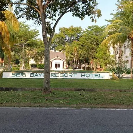 2Br Ground-Floor Private Apartment At Sri Bayu Resort Hotel, Bagan Lalang Sungai Pelek Exterior photo