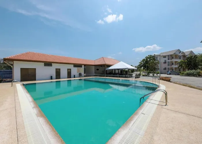 2Br Ground-Floor Private Apartment At Sri Bayu Resort Hotel, Bagan Lalang
