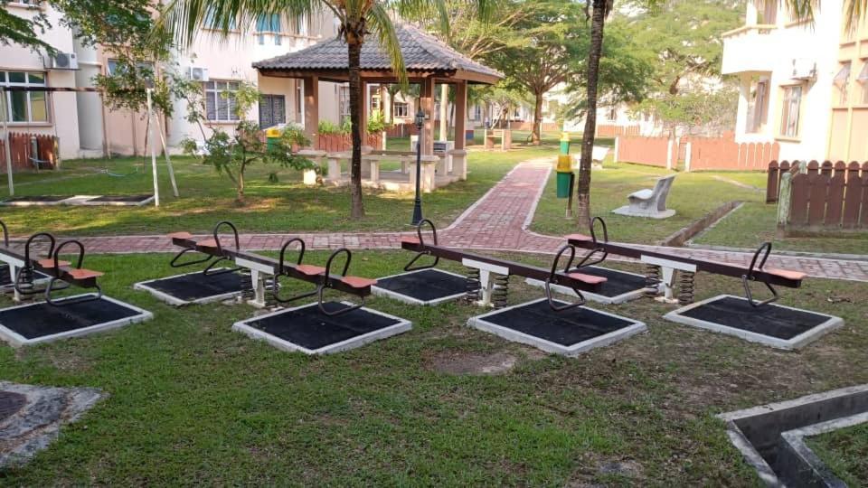 2br Ground-floor Private At Sri Bayu Hotel, Bagan Lalang Apartment Sungai Pelek